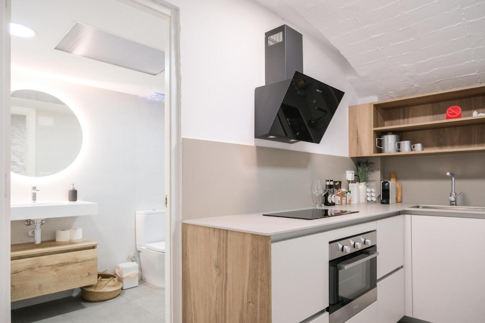 Casa Besalu Estudio En El Centro Del Pueblo Exterior foto