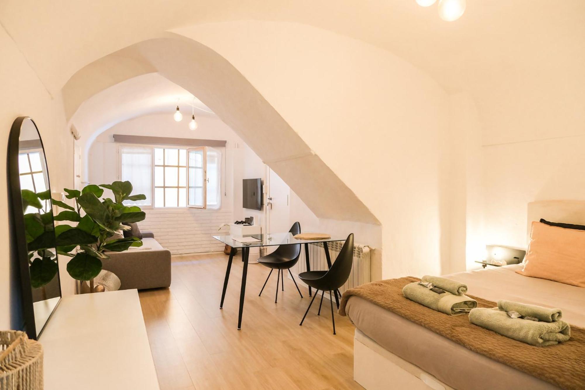 Casa Besalu Estudio En El Centro Del Pueblo Exterior foto